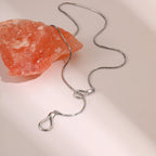 Collier en Y onde dorée détail chaîne femme — bijou doré élégant