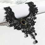 Collier Nuit de Velours détail pendentif femme